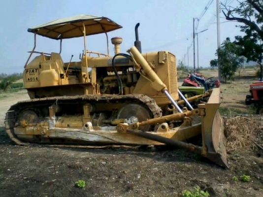 ขาย แทร็กเตอร์ FAIT D6 สภาพเก่านอก ราคา  395000 บาทราคาเบาๆ แต่พร้อมลุยงานครับ