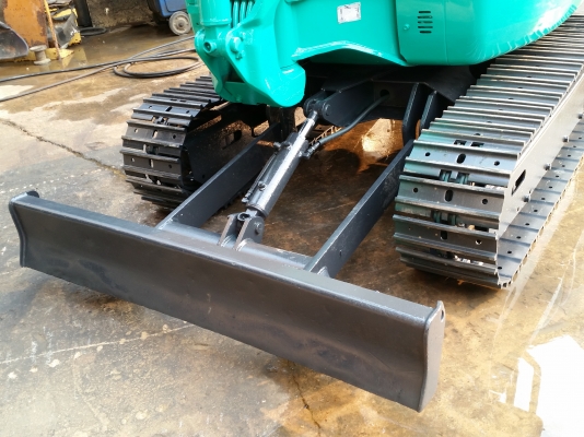 ขาย รถขุด KOMATSU รุ่น PC27R-8- นำเข้า มือสองญี่ปุ่น คอนโทรลสั้น ปั้มนิ้ว ทำงานไว แทร็กเหล็กสวย มือถือ/LINE ID:0818753444 ขาย รถขุด KOMATSU รุ่น PC27R-8- นำเข้า มือสองญี่ปุ่น คอนโทรลสั้น ปั้มนิ้ว ทำงานไว แทร็กเหล็กสวย มือถือ/LINE ID:0818753444