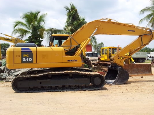 pc210-7  used 5900 hour