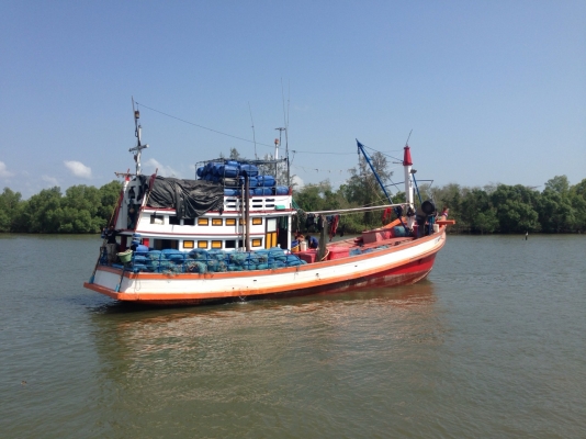 ขายเรืออวนลอย ด่วน ขายเรืออวนลอย ด่วน