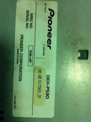 Pioneer DEH-P530 USB Ipod MP3 CD AUX คุมกล่องCD 1ปรีเอ้า ไฟ7สี สภาพสวย มือ2 ญี่ปุ่น