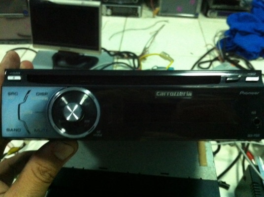 Pioneer DEH-P530 USB Ipod MP3 CD AUX คุมกล่องCD 1ปรีเอ้า ไฟ7สี สภาพสวย มือ2 ญี่ปุ่น