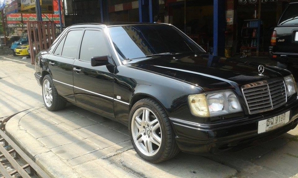 Benz E280 ราคาถูก สภาพดี
