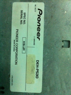 Pioneer DEH-P530 USB Ipod MP3 CD AUX คุมกล่องCD 1ปรีเอ้า ไฟ7สี มือ2 ญี่ปุ่น