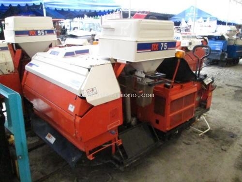 รถเกี่ยวข้าวนั่งขับ    KUBOTA    RX750  รหัสสินค้า : 14002075   หรือเพิ่มเติมไดที่ www.nihonmono.com