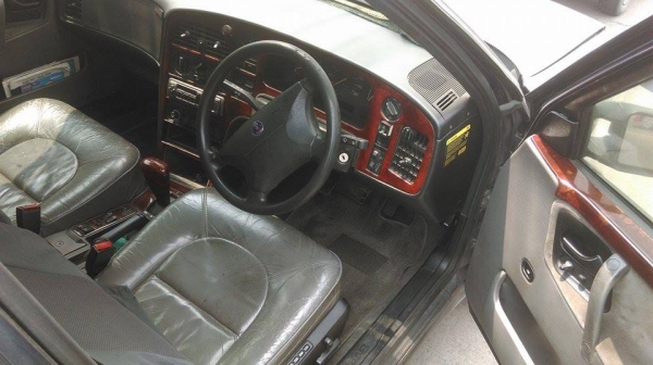 ขายรถยนต์