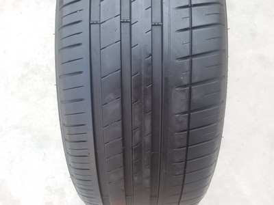 ขายยาง235/40/18 ปี 3813 MICHERLIN PILOT 3 1 คู่ ขายยาง235/40/18 ปี 3813 MICHERLIN PILOT 3 1 คู่