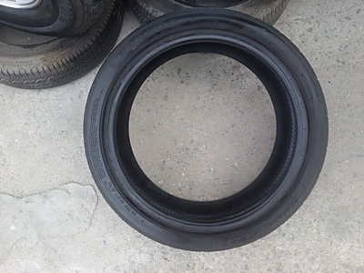 ขายยาง235/40/18 ปี 3011 DUNLOP LM703 1 คู่