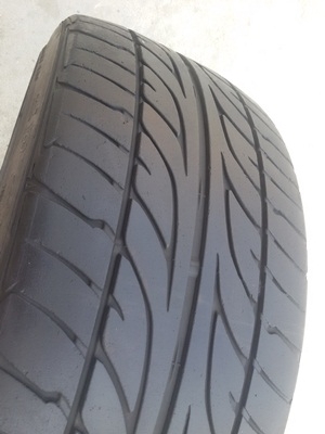 ขายยาง235/40/18 ปี 3011 DUNLOP LM703 1 คู่