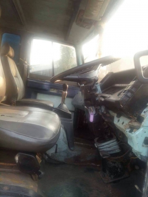 ขายสิบล้อ1เพลา อีซูซุร็อกกี้ เครื่อง165แรง พ.เพาเวอร์ เบรกทิฟฟี่ เครื่องดี คัชซีดี ยางดี สภาพพร้อมใช้งาน เอกสารพร้อมโอน สนใจโทร 090-8588220คุณนะ 093-3258446คุณบิวตี้ ID:narong498 หรือ www.truck.in.th/498 หรือfb:ณรงค์ ซื้อขายรถมือสอง(เว็บไซต์ส่วนตัว)