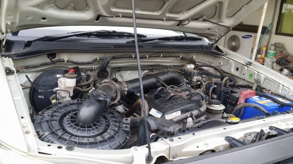 TOYOTA VIGO2.7 เครื่องเบนซินติดแก๊สLPG