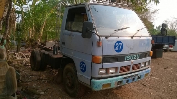 ขายหัวคัสซี 6 ล้อ ช่วงสั้น NKR58E ไม่มีเล่มทะเบียน คัสซีสวยจัดตลอดเส้น เครื่อง 4BE1 110 แรงม้า พาวเวอร์ หัวเก๋งสวย ราคาต่อรองได้ครับ