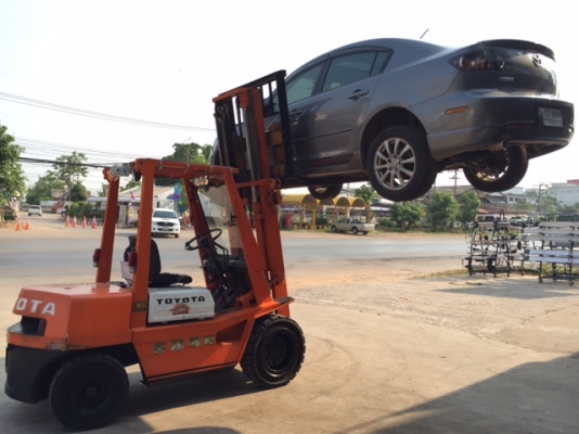 ขายฟอร์คลิฟต์ TOYOTA 3FD30 ,  3ตัน ,ดีเซล ,  เกียร์ MT, สภาพสวยมากครับ ( SPECS JAPAN )  ( รับประกันเครื่องยนต์และระบบ 3 เดือน )  นำเข้าจากญี่ปุ่น