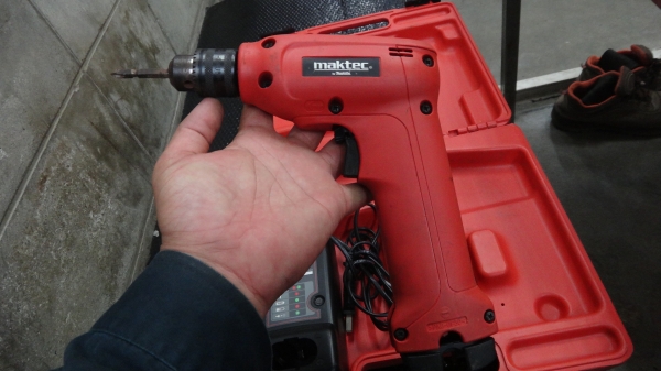 Maktec MT067
