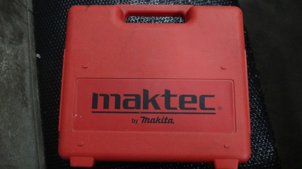 Maktec MT067