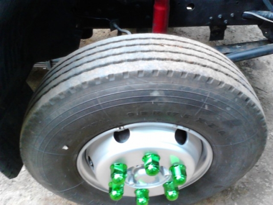 ขายหกล้อเมก้า 500  FC9JJ เครื่อง 150 แรง ปี 54   มี 6 เกียร์ ออกห้าง