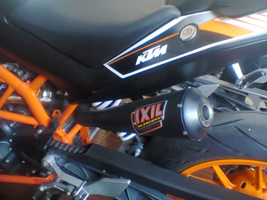 ขายท่อ IXIL คู่ สีดำ ใส่ KTM DUKE 390