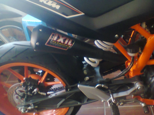 ขายท่อ IXIL คู่ สีดำ ใส่ KTM DUKE 390