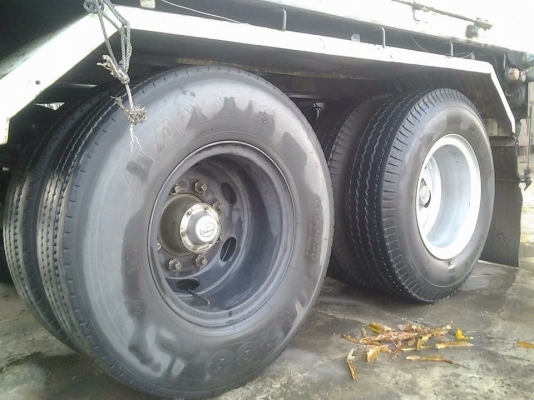 ลูกพ่วง 3 เพลาแท้ ไม่ดัมพ์ คอกเกษตร ยาว 7 เมตรปี 55