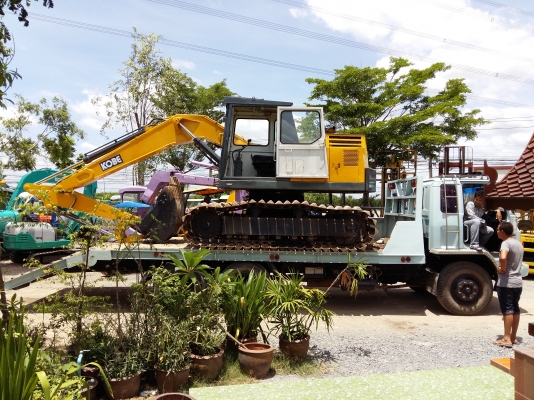 ขายรถแม็กโคร KOBE R904AL ติดต่อ 086-775-7900 086-324-1992