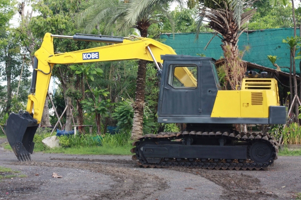 ขายรถแม็กโคร KOBE R904AL ติดต่อ 086-775-7900 086-324-1992