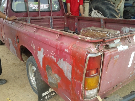 ขาย  isuzu เครื่อง 2200  ขับไกลได้