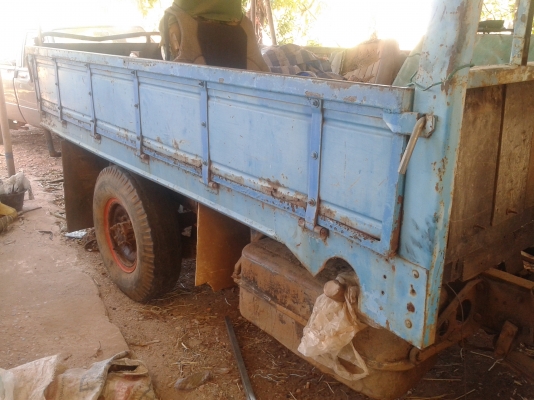 ขายเพลาลอย 4 ล้อกลาง isuzu