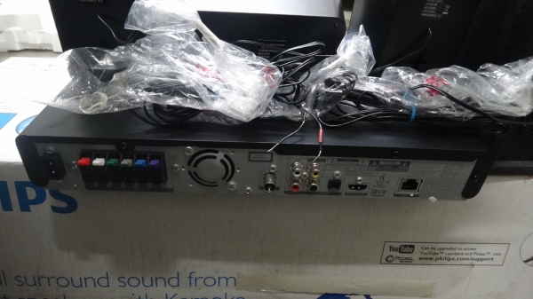 Home Theater Philips BLU-Ray 3 D