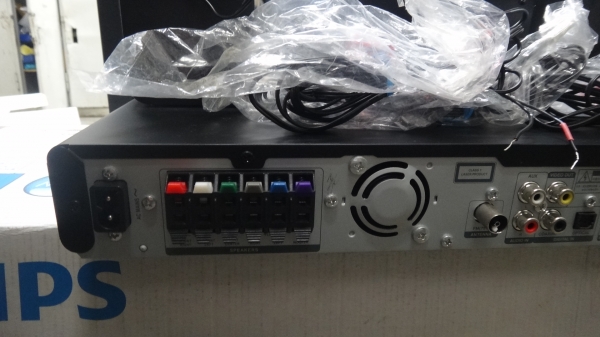 Home Theater Philips BLU-Ray 3 D