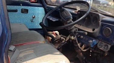 ISUZU ELF 85 HP TD25 รถบรรทุกโดนสาร 4 ล้อกลาง รถสภาพดีสุดๆครับพร้อมใช้งานได้เลย เครื่องยนต์ 85 แรงของนิสสันลงเล่มครบพร้อม เครื่องแรงดีไม่มีเยิ้ม หัวเก๋งไม่ผุภายในเก๋งคอนโซลสวยครบ พวงมาลัยธรรมดา ช่วงล่างคัชซีไม่ผุไม่บวม ยางสภาพดี 60\% พร้อมใช้งาน เอกสารทะเบ ISUZU ELF 85 HP TD25 รถบรรทุกโดนสาร 4 ล้อกลาง รถสภาพดีสุดๆครับพร้อมใช้งานได้เลย เครื่องยนต์ 85 แรงของนิสสันลงเล่มครบพร้อม เครื่องแรงดีไม่มีเยิ้ม หัวเก๋งไม่ผุภายในเก๋งคอนโซลสวยครบ พวงมาลัยธรรมดา ช่วงล่างคัชซีไม่ผุไม่บวม ยางสภาพดี 60\% พร้อมใช้งาน เอกสารทะเบ