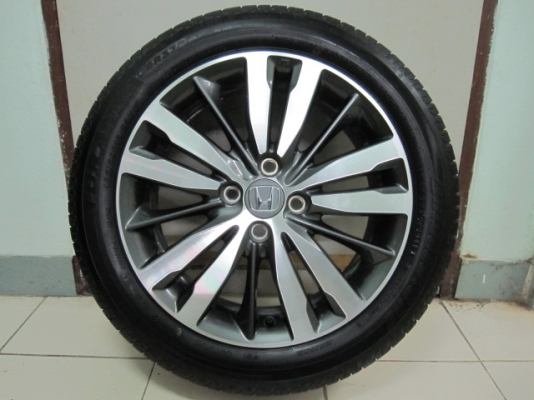 ขายล้อแม็กป้ายแดง HONDA JAZZ ตัว TOP พร้อมยางขอบ 16 ยางผลิตปี 15