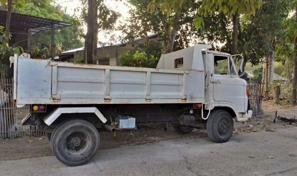 ขายดั้มฮีโน่KM505สะภาพพร้อมใช้รถใช้งานอยู่ครับ ขายดั้มฮีโน่KM505สะภาพพร้อมใช้รถใช้งานอยู่ครับ