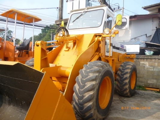 ขายรถตัก KOMATSU  510 มีหลายคัน