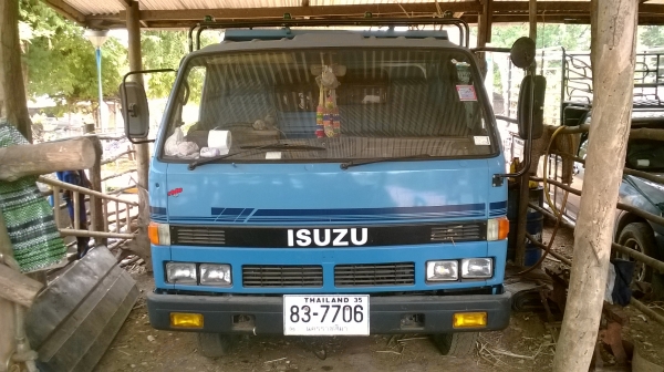 ***หกล้อดัมพ์***NPR100แรง//JAANPR59LK รหัส 4BC2 ปี 42 ยาง8.25  โทรหาลุงโหนก 081 074 5778 จ้า