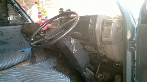 ***หกล้อดัมพ์***NPR100แรง//JAANPR59LK รหัส 4BC2 ปี 42 ยาง8.25  โทรหาลุงโหนก 081 074 5778 จ้า