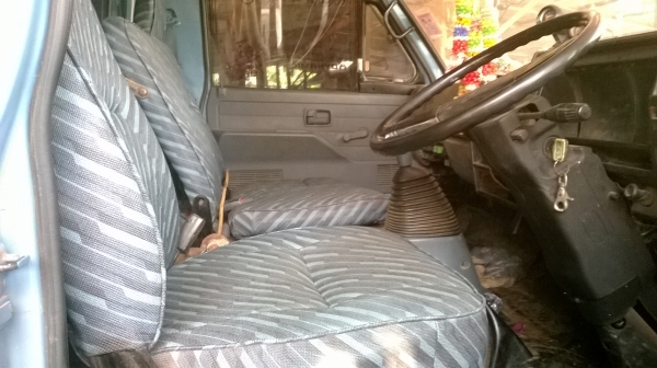 ***หกล้อดัมพ์***NPR100แรง//JAANPR59LK รหัส 4BC2 ปี 42 ยาง8.25  โทรหาลุงโหนก 081 074 5778 จ้า