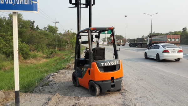 ขายรถยก8fg15รุ่น8นะครับล่าสุด.สวยๆๆมาทางนี้