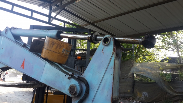 ขายรถขุดkH055เร็ว..แรง..บูมยาว..ยาว