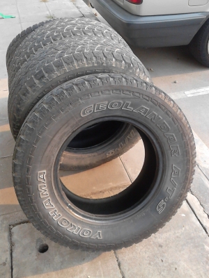 245/70R16 YOKOHAMA  A/T-S ชุด 4 เส้น tel.081-427-3941