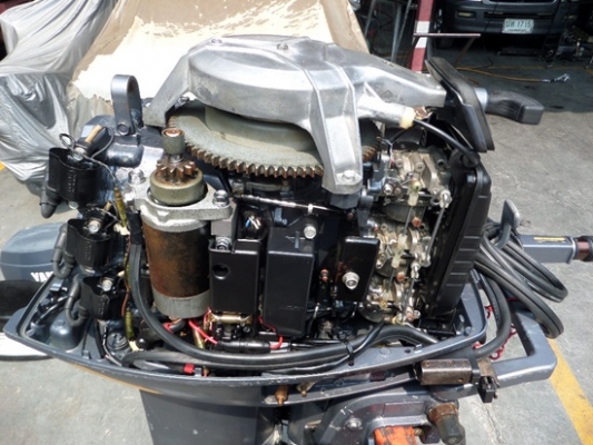 เครื่องเรือYAMAHA 30 SUZUKI 30 สภาพพร้อมใช้