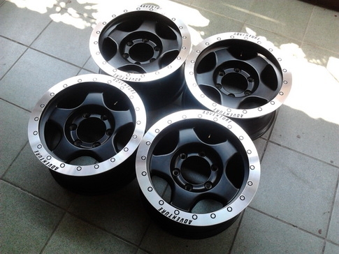 Max 6/139 ขอบ16 กว้าง8 ออฟ-28  สวยๆ 1ชุด