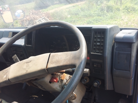 ขาย NKR 4 ล้อ ปี2535 88 แรงม้า เครื่อง 4JB1