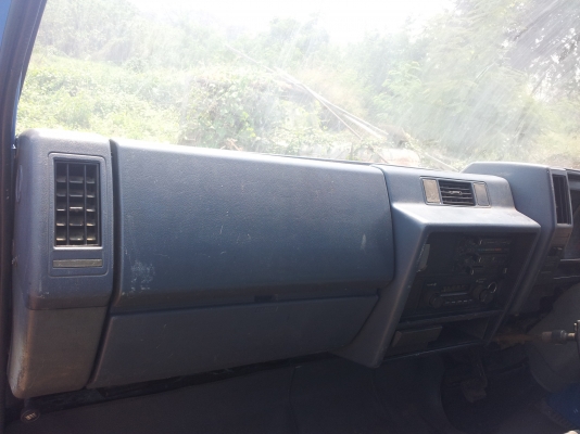 ขาย NKR 4 ล้อ ปี2535 88 แรงม้า เครื่อง 4JB1