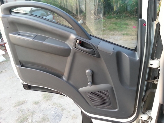 ขายด่วน IZUZU FTR 240 ปี 54 ตู้สิบบาน ยาว 7.6 m Tel 0872508883 คิงส์