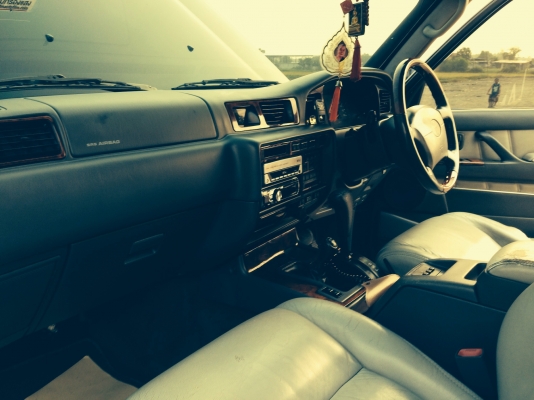 ขายlandcruiservx80ปี97 เบ็นซิลติดแก๊สแล้ว