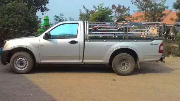 ISUZU DMAX Super platinum 2011 2 ประตู