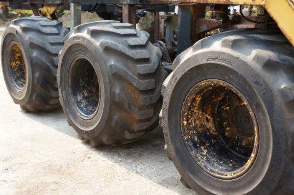 ขายรถดั๊มล้อยาง Yanmar YFW30W ขายรถดั๊มล้อยาง Yanmar YFW30W