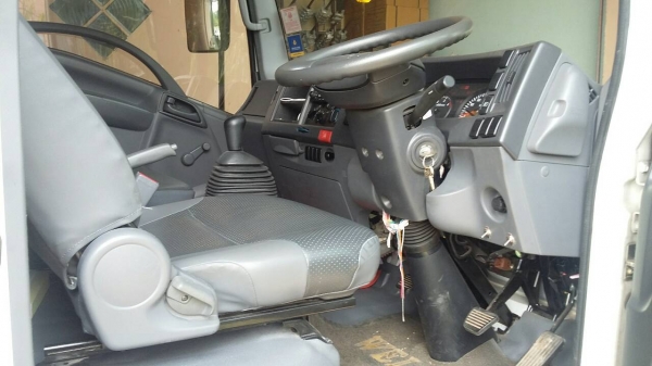 หกล้อ อีชูซุ NMR130 รถห้างปี53 สภาพดีสวยจัดไม่เคยชน ใช้งานน้อยวิ่งแค่6&times;&times;&times;&times;กม.มือเดียวป้ายแดง เอกสาร ทะเบียน พร้อมโอน (รถบ้านสภาพดีจริงๆรับรองไม่ผิดหวัง)