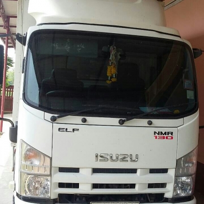หกล้อ อีชูซุ NMR130 รถห้างปี53 สภาพดีสวยจัดไม่เคยชน ใช้งานน้อยวิ่งแค่6&times;&times;&times;&times;กม.มือเดียวป้ายแดง เอกสาร ทะเบียน พร้อมโอน (รถบ้านสภาพดีจริงๆรับรองไม่ผิดหวัง)