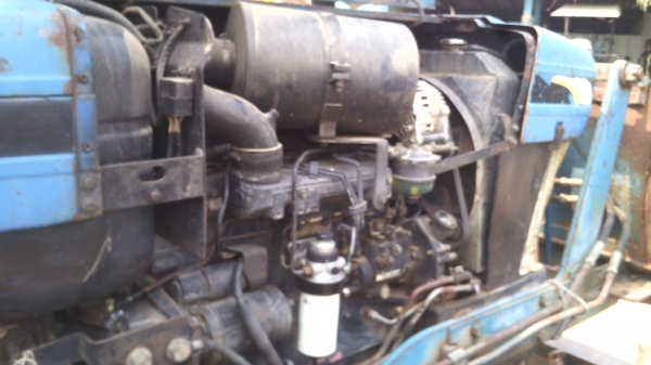 ขายรถไถFORD รุ่นAT  6610คานหน้านิวฮอแลน   สภาพดีสีเดิมๆ08100766401